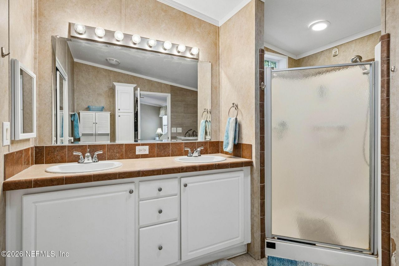 334 Paradise Circle, Satsuma, FL 32189 Photo