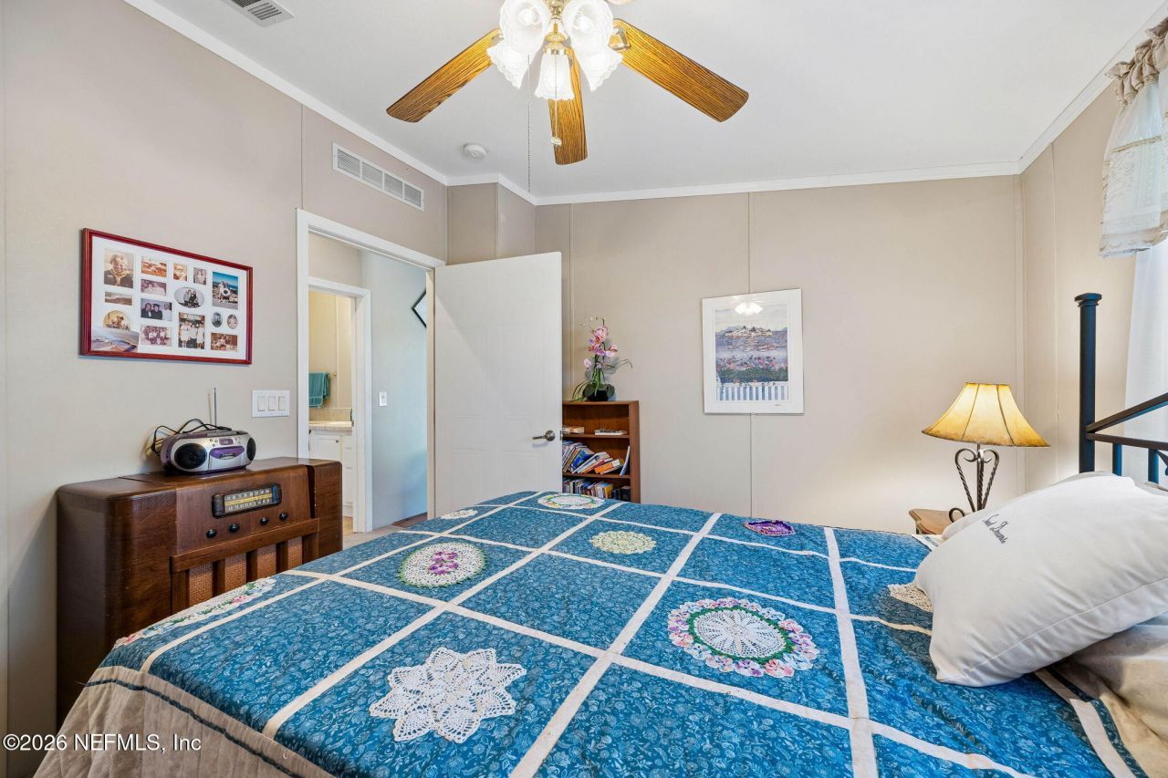 334 Paradise Circle, Satsuma, FL 32189 Photo