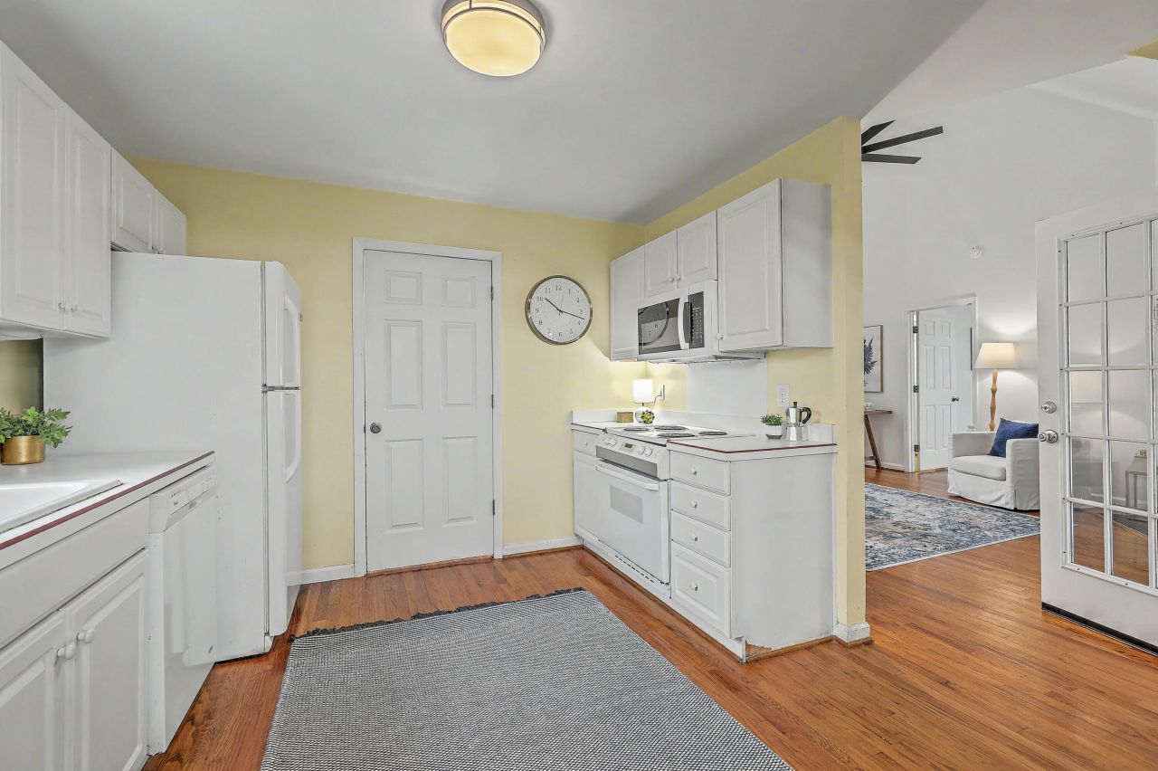 1465 Battery Brown Court Photo 21