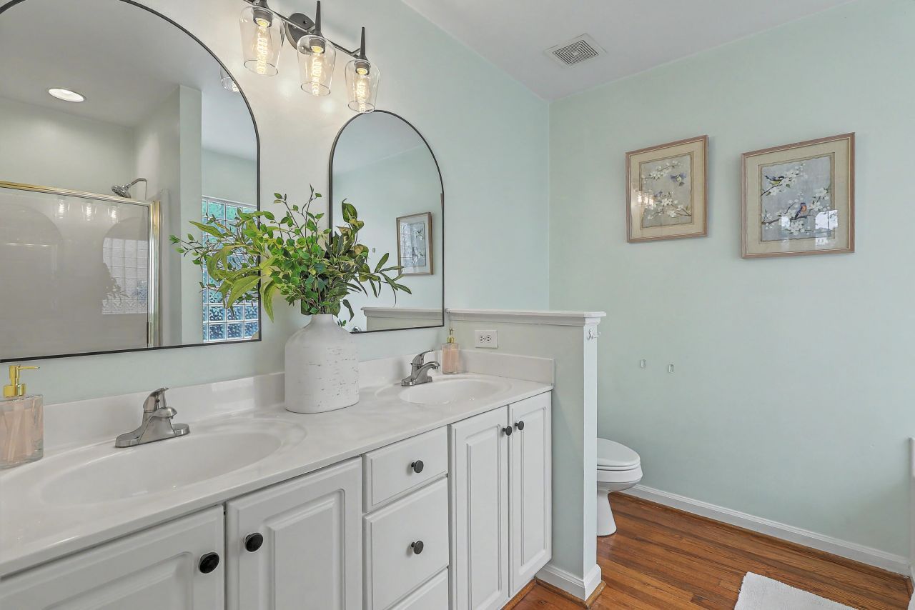 1465 Battery Brown Court Photo 32