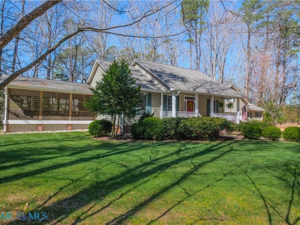 590 Wilton Creek Road, Hartfield, VA 23071
