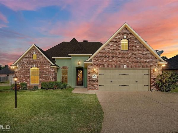 9672 Heron Springs Drive, Shreveport, LA 71106
