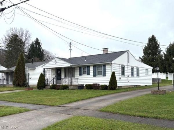 1442 Youll Street, Niles, OH 44446