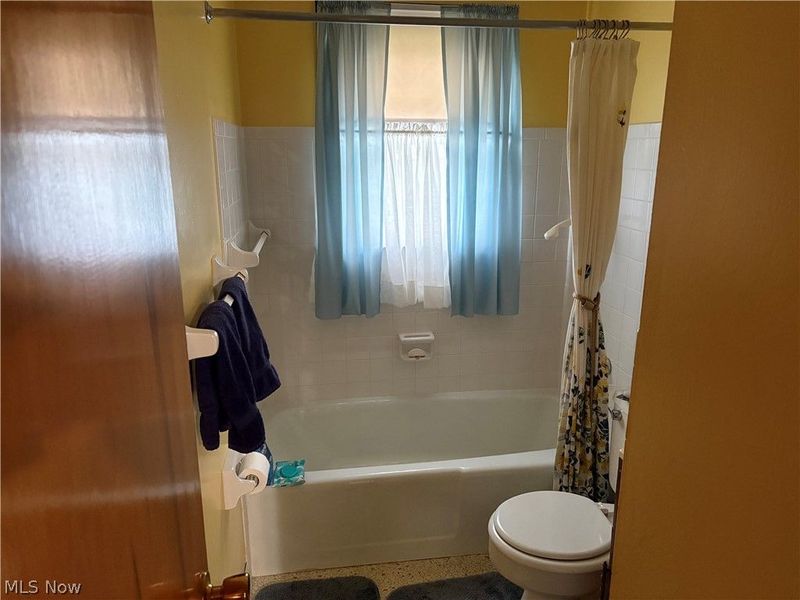 1442 Youll Street, Niles, OH 44446 Photo 17