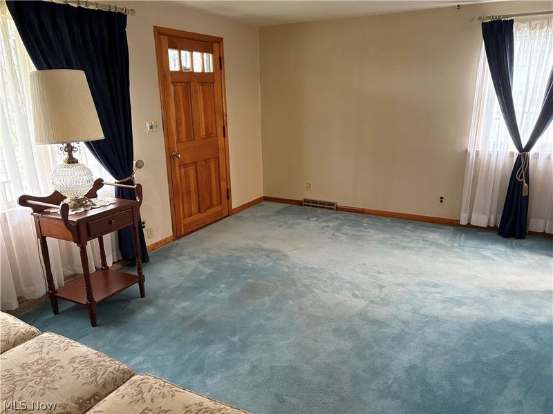 1442 Youll Street, Niles, OH 44446 Photo 4