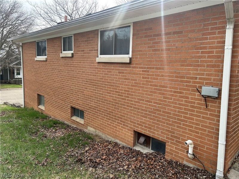 1618 Adams Street, Coshocton, OH 43812 Photo 3