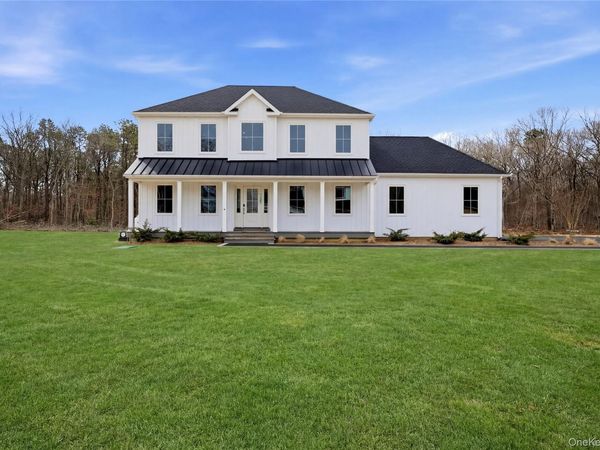 Lot Bookville Court, Holbrook, NY 11741