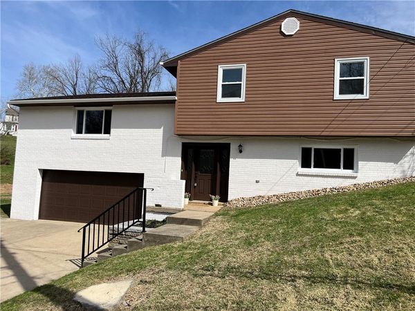 495 Pierson Run Rd , Pittsburgh, PA 15239