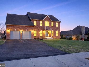 171 CELESTIAL TERRACE, GREENCASTLE, PA 17225