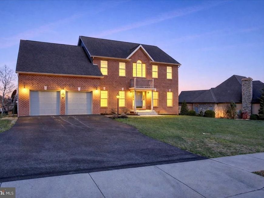 171 Celestial Terrace, Greencastle, PA 17225 Main Photo