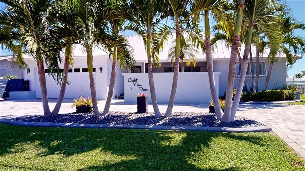 814 El Dorado Pkwy E, Cape Coral, FL 33904 Photo
