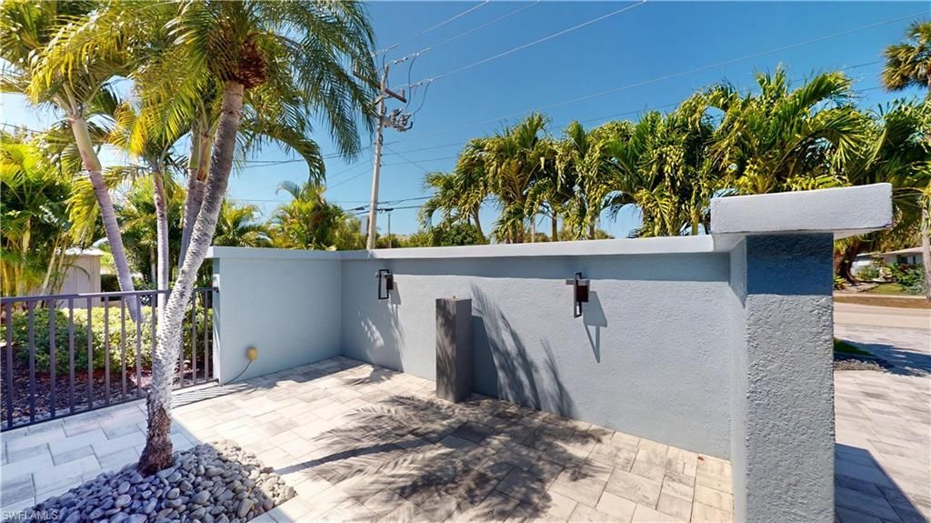 814 El Dorado Pkwy E, Cape Coral, FL 33904 Photo