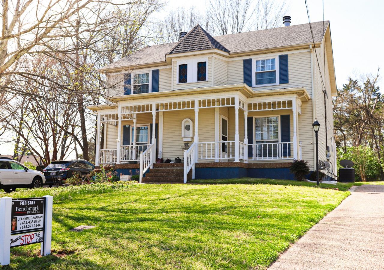 3715 Folkstone Dr, Antioch, TN 37013 Main Photo