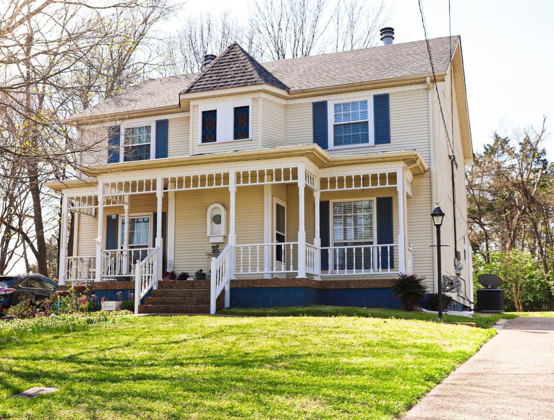 3715 Folkstone Dr, Antioch, TN 37013 Main Photo