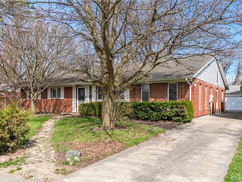 2018 Rockdell Drive, Fairborn, OH 45324 Photo 2