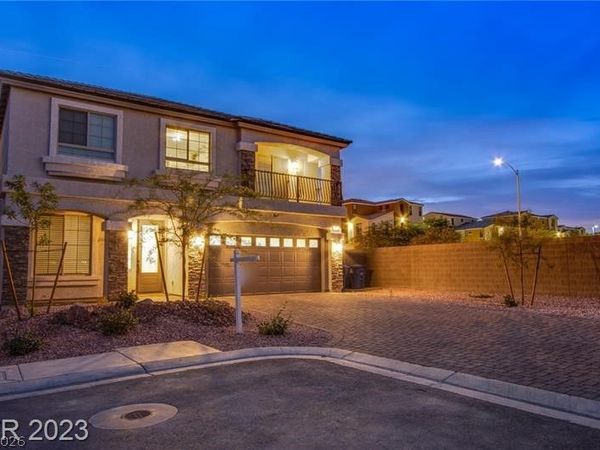 8307 Red Lily Street, Las Vegas, NV 89113