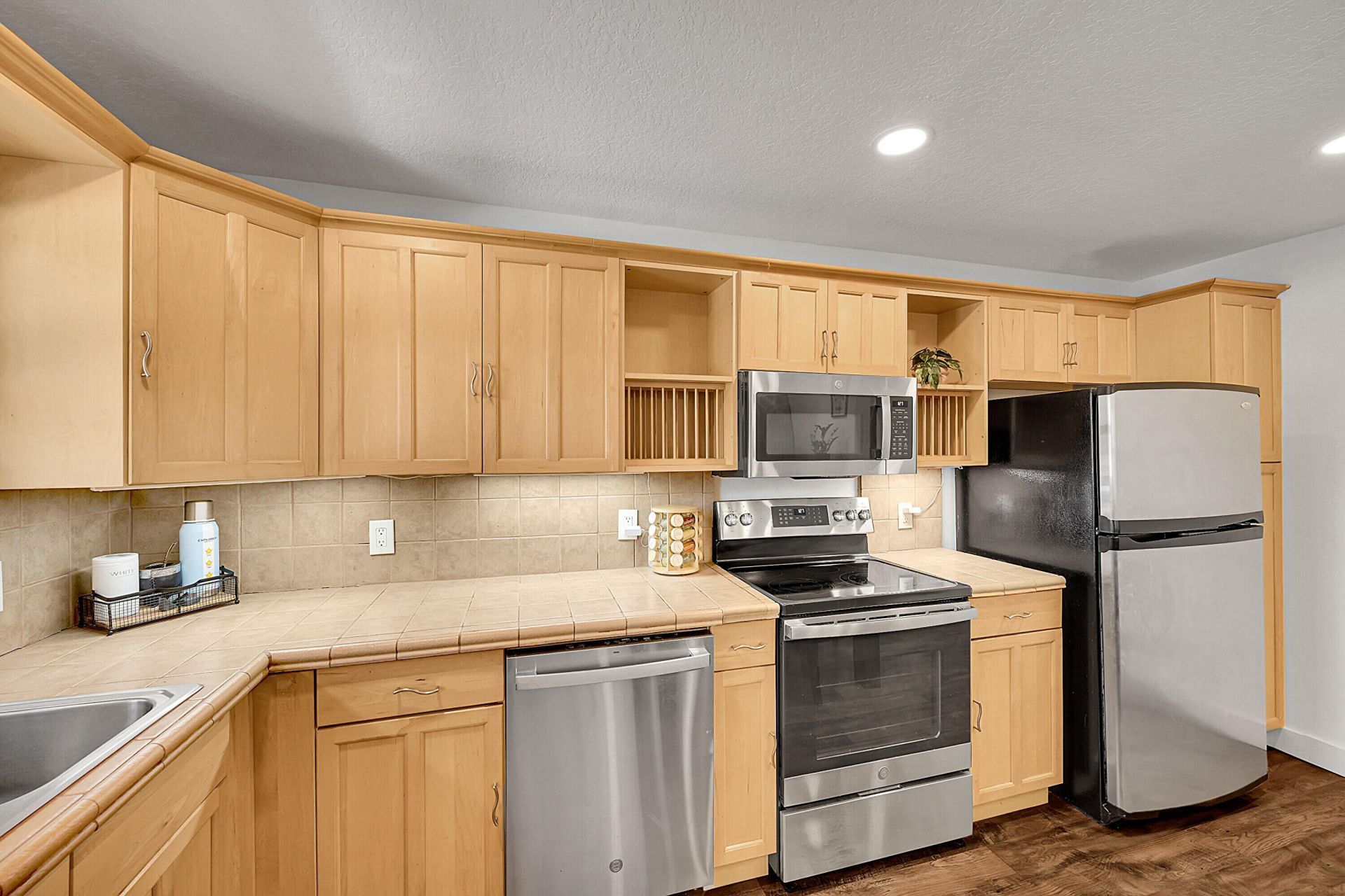 2850 NE 14th Street Causeway, Unit B 203, Pompano Beach, FL 33062 Photo