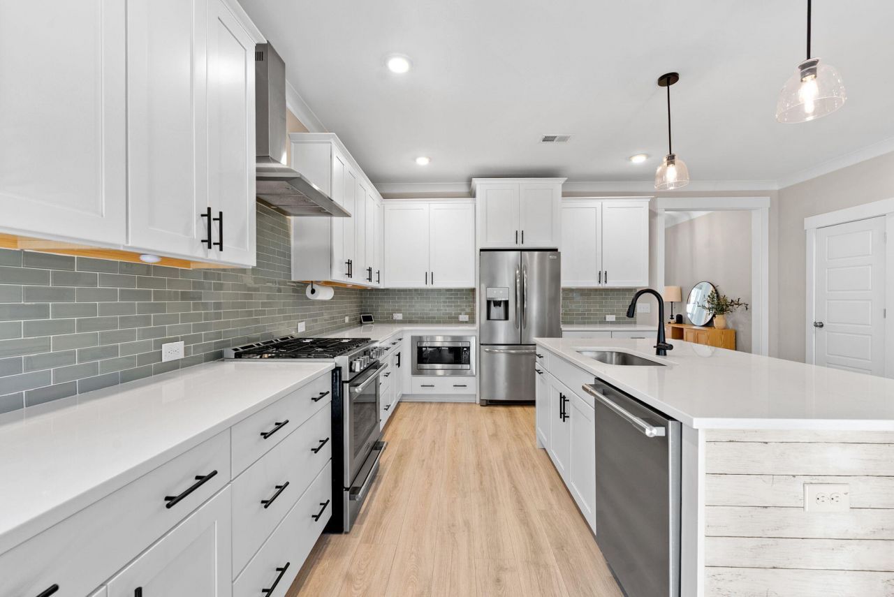 305 Great Lawn Drive Photo 14