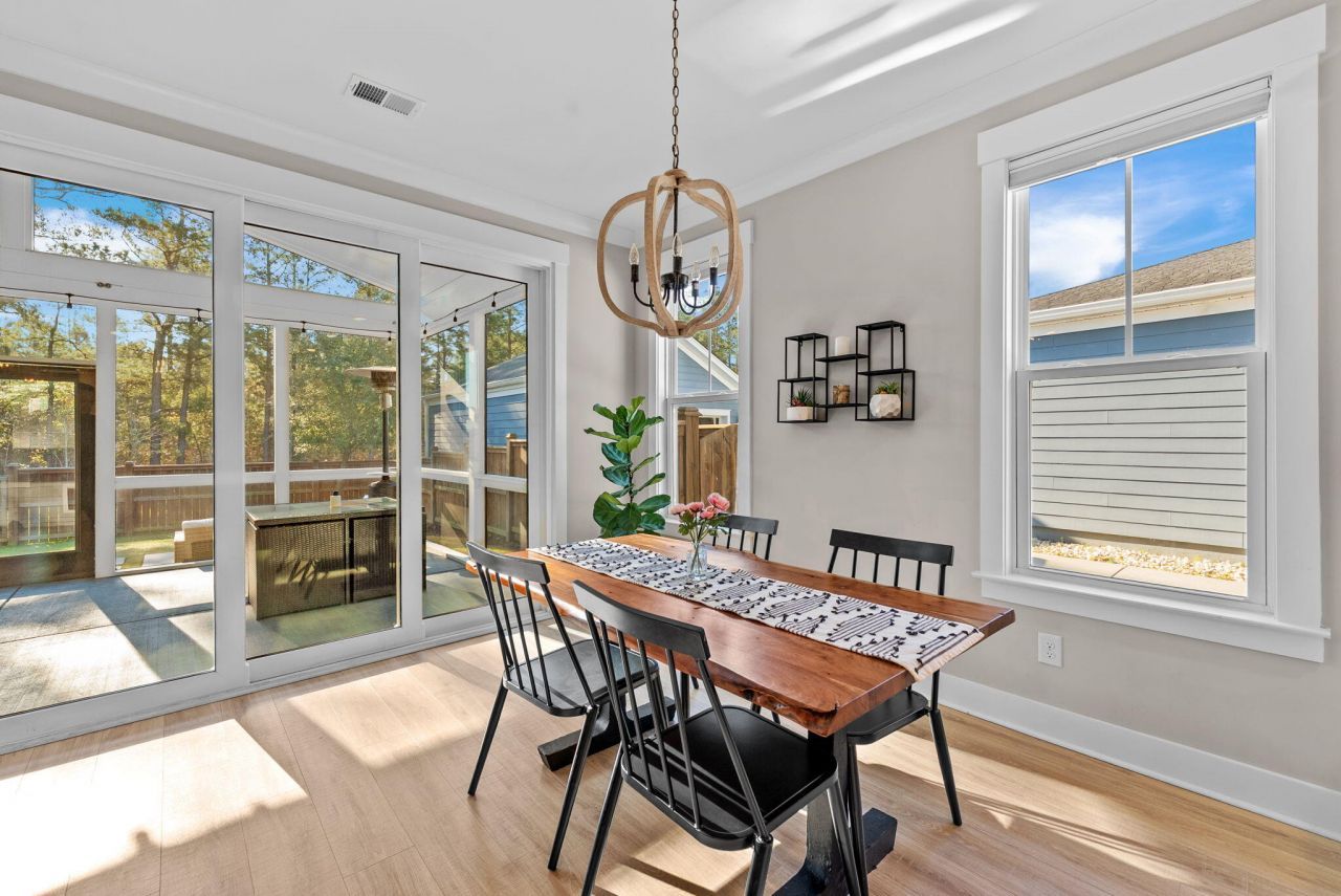 305 Great Lawn Drive Photo 23