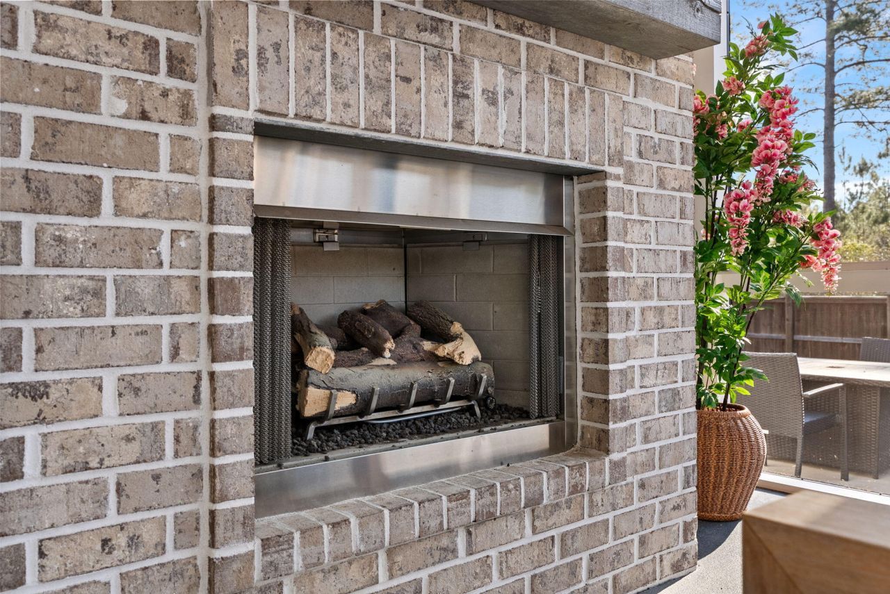 305 Great Lawn Drive Photo 30