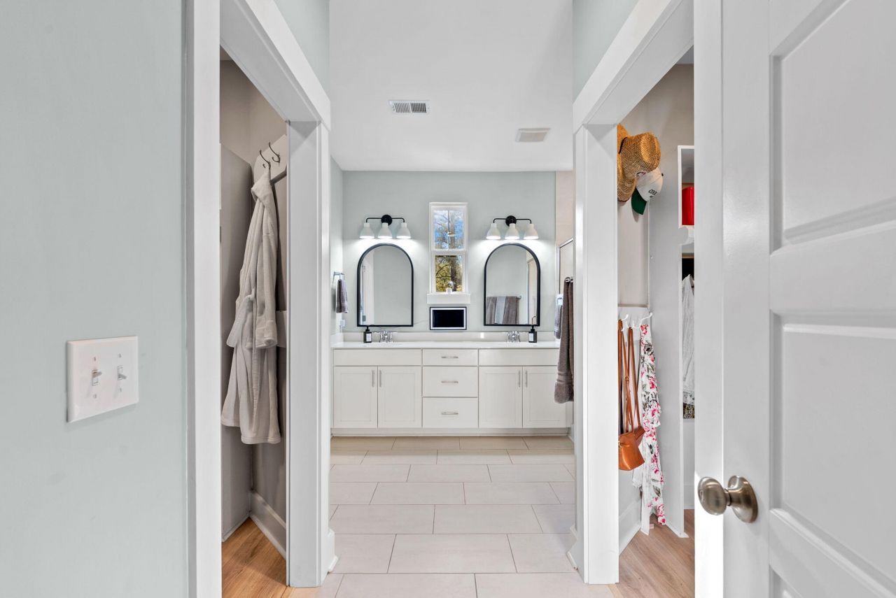 305 Great Lawn Drive Photo 33