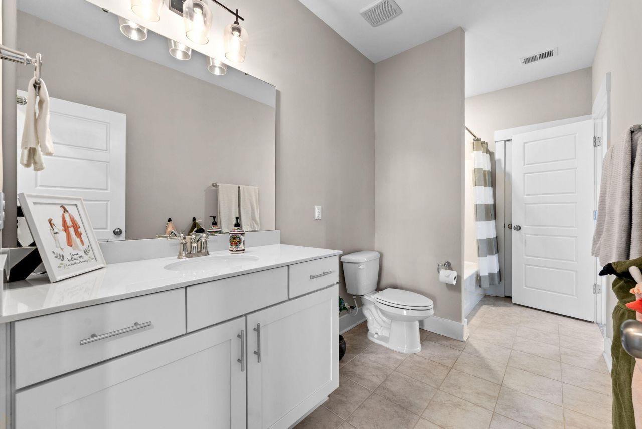 305 Great Lawn Drive Photo 43