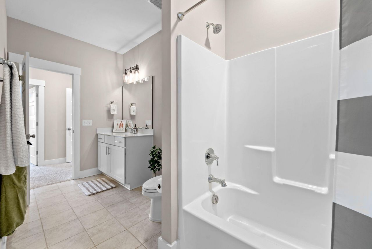 305 Great Lawn Drive Photo 44