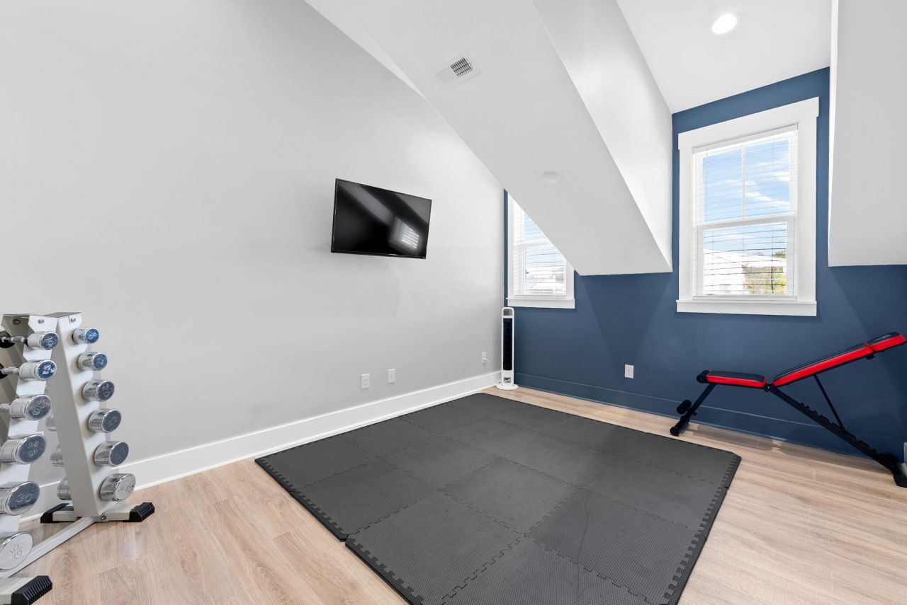 305 Great Lawn Drive Photo 48