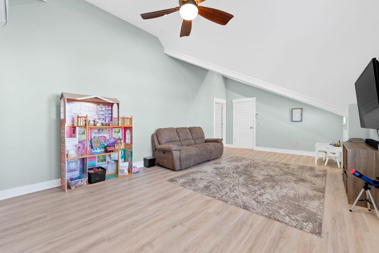 305 Great Lawn Drive Photo 49