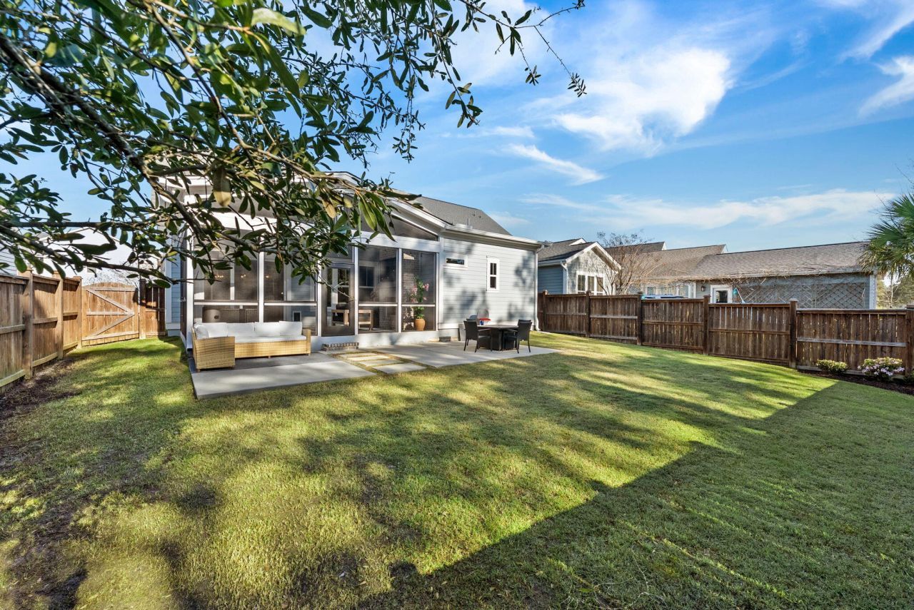 305 Great Lawn Drive Photo 52