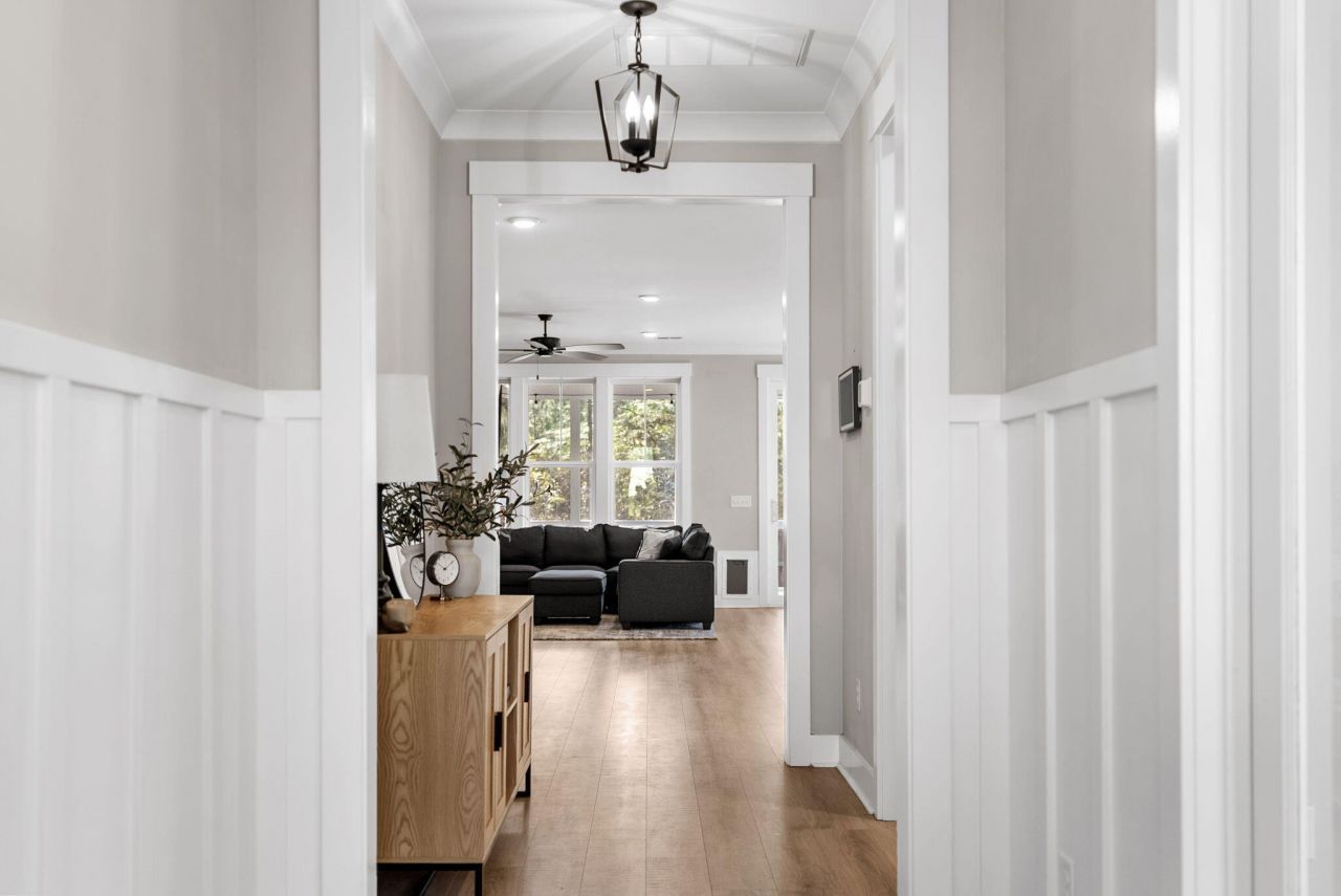 305 Great Lawn Drive Photo 7