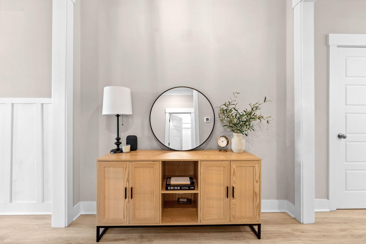 305 Great Lawn Drive Photo 8