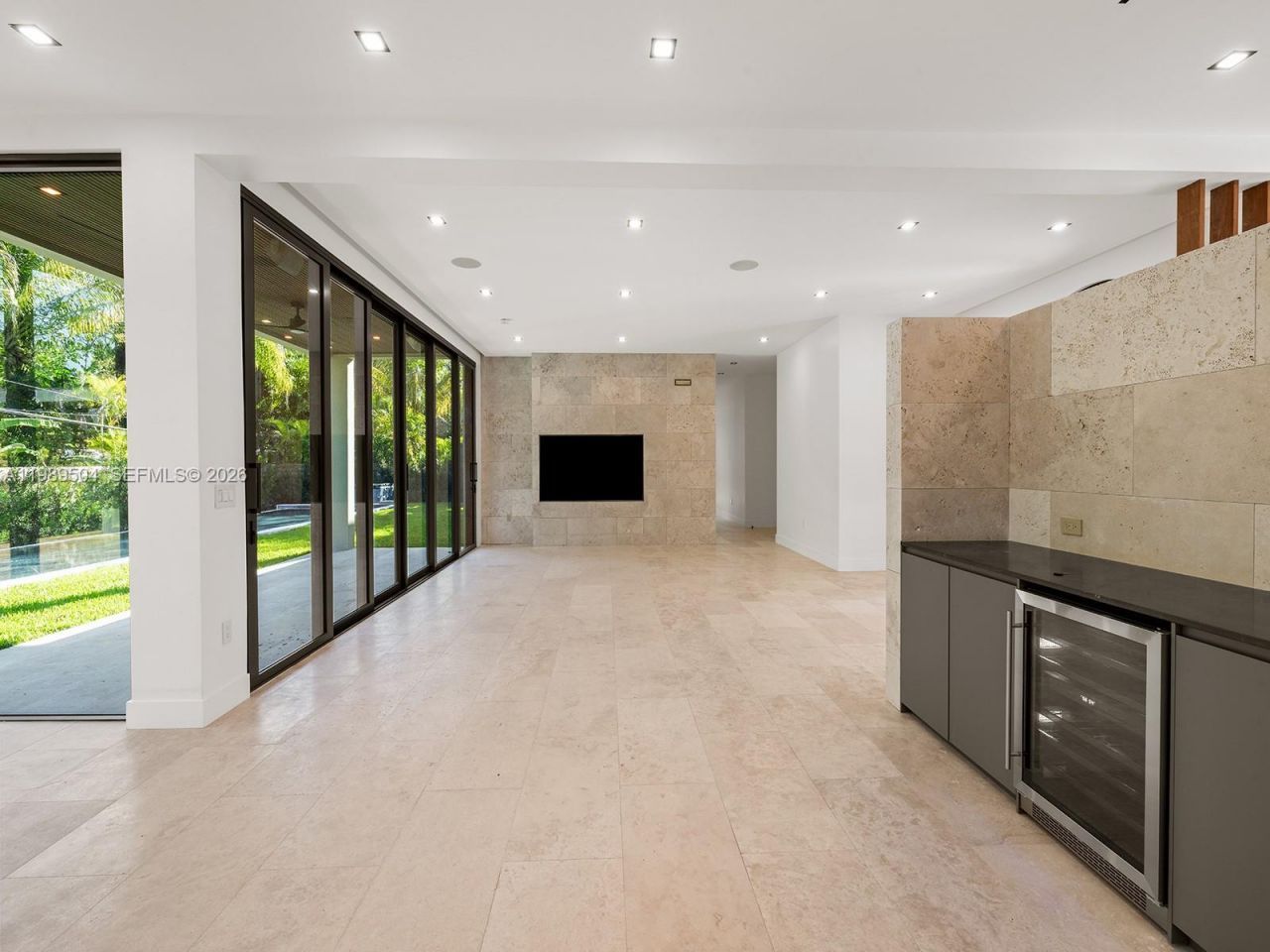 5975 SW 62nd St , South Miami, FL 33143 Photo