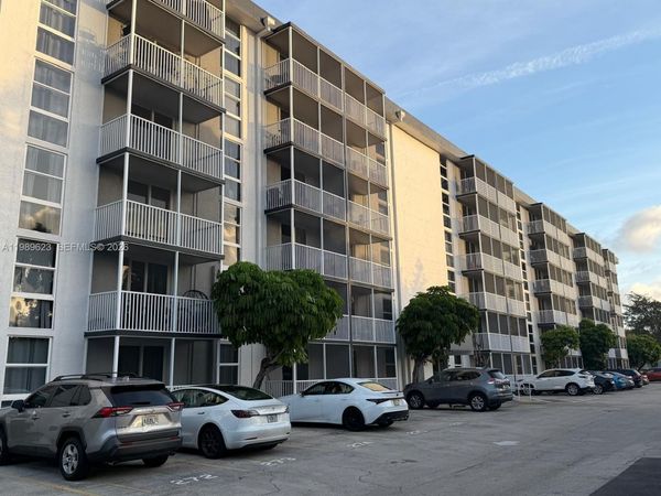 16950 W Dixie Hwy A-228 Hwy, Unit A228, North Miami Beach, FL 33160