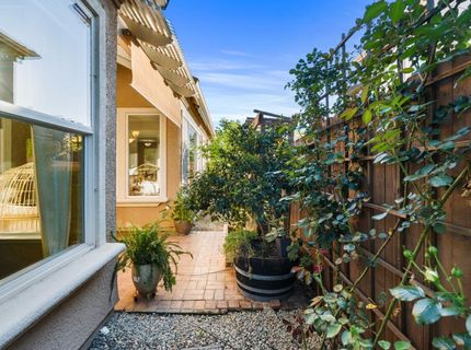 1061 Sandwick Way, Folsom, CA 95630 Photo