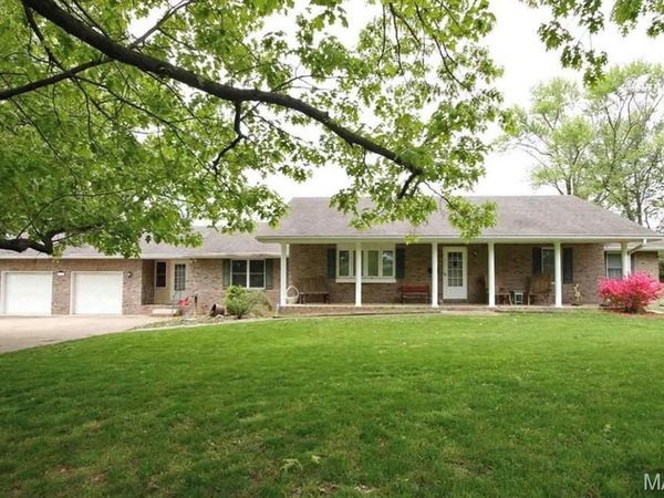2190 Morning Star Drive, Alton, IL 62002