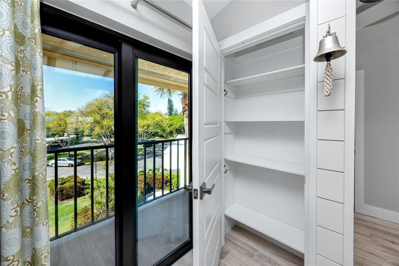 7540 Sunshine Skyway Lane S, Unit 217, Saint Petersburg, FL 33711 Photo