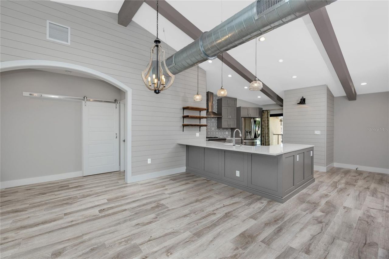 7540 Sunshine Skyway Lane S, Unit 217, Saint Petersburg, FL 33711 Photo