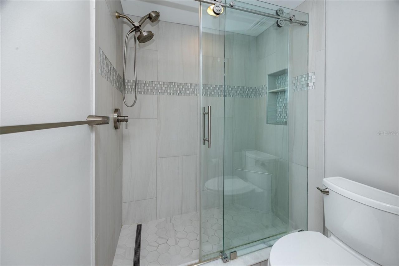 7540 Sunshine Skyway Lane S, Unit 217, Saint Petersburg, FL 33711 Photo