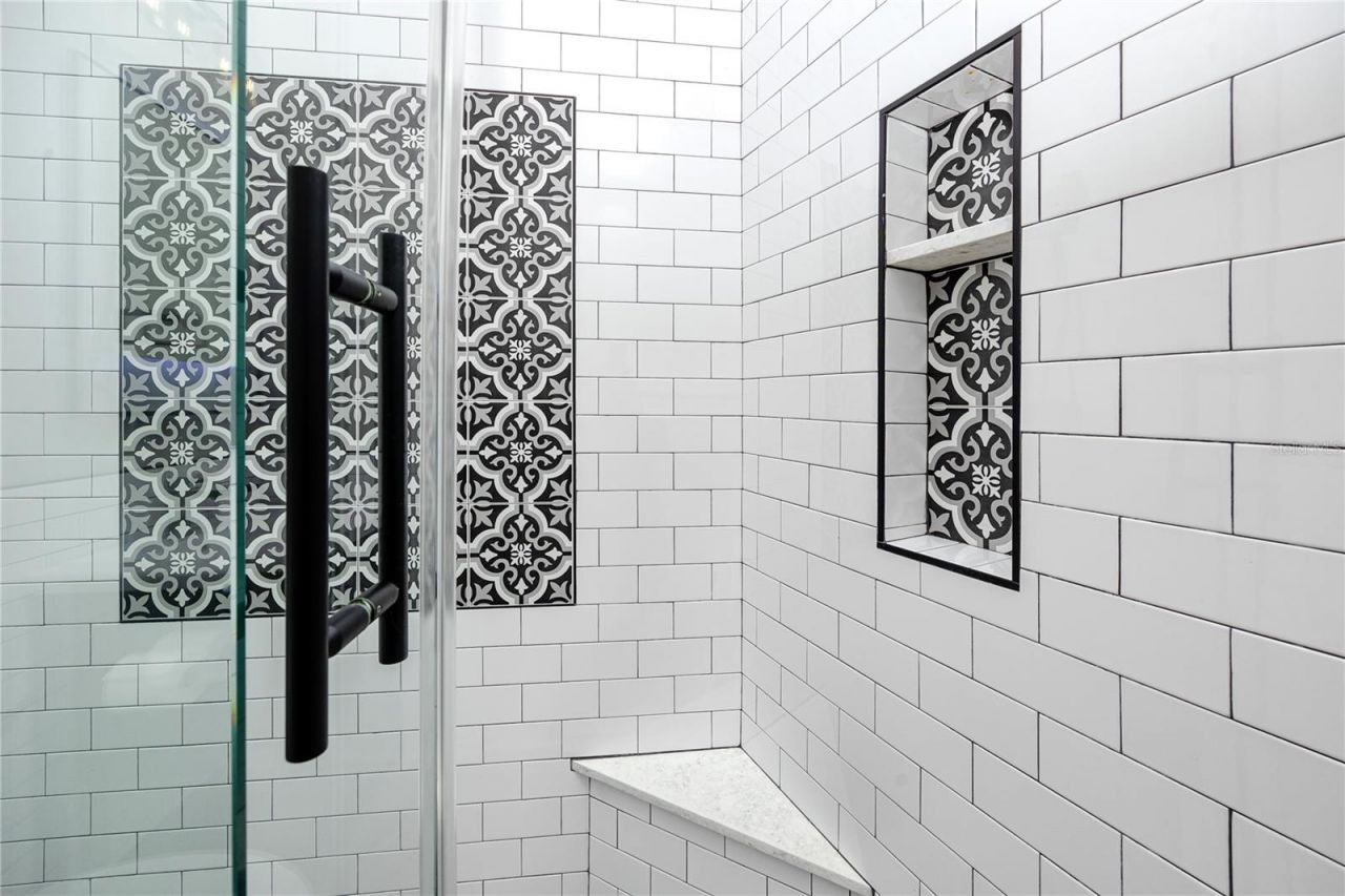 7540 Sunshine Skyway Lane S, Unit 217, Saint Petersburg, FL 33711 Photo