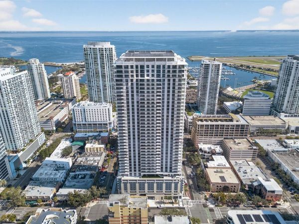 275 1ST AVENUE S, Unit 4202, ST PETERSBURG, FL 33701