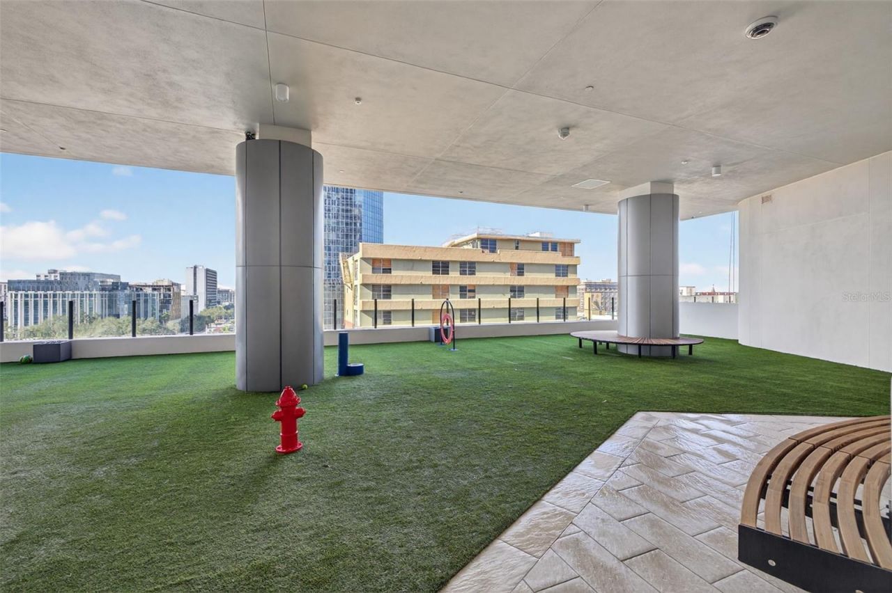 275 1st Avenue S, Unit 4202, Saint Petersburg, FL 33701 Photo