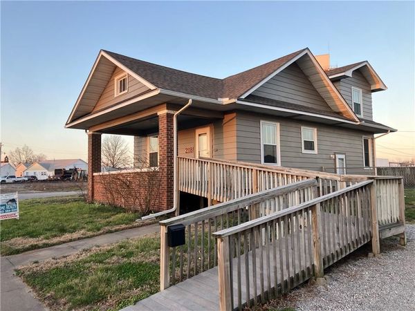 2118 Walnut Street, Higginsville, MO 64037