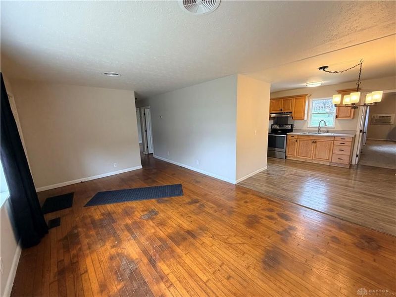 4174 Mapleview Drive, Beavercreek, OH 45432 Photo 5