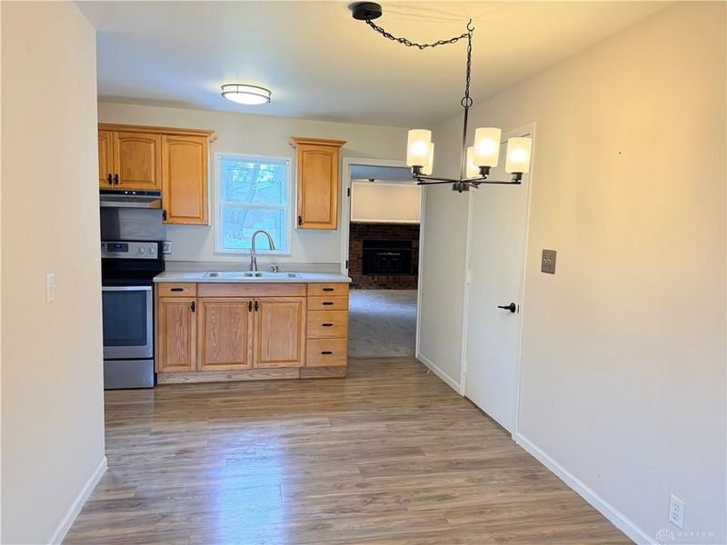 4174 Mapleview Drive, Beavercreek, OH 45432 Photo 9