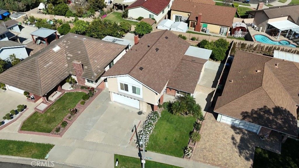 2525 S Manitoba, Santa Ana, CA 92704 Main Photo