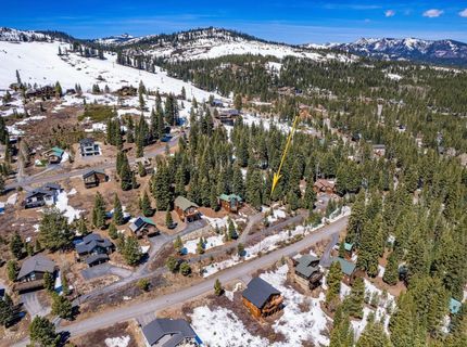 11910 Rhineland Avenue, Truckee, CA 96161 Photo