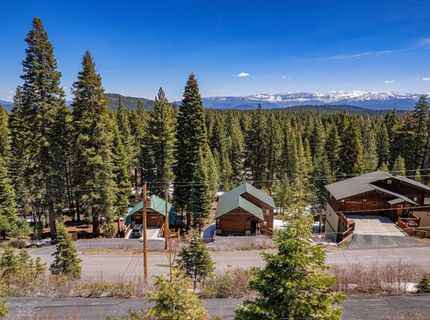 11910 Rhineland Avenue, Truckee, CA 96161 Photo