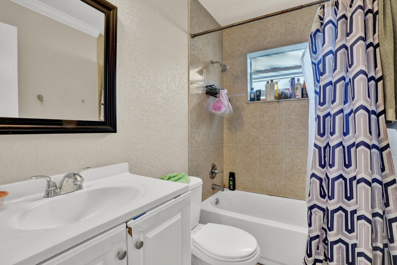 2040 NE 2nd Terrace, Pompano Beach, FL 33060 Photo