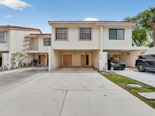 243 NW 45th Avenue, Unit 243, Deerfield Beach, FL 33442